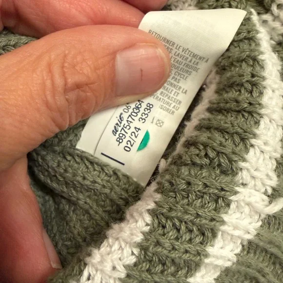 Aerie Olive Green Striped Cropped Sweater Size Medium - Picture 4 of 6